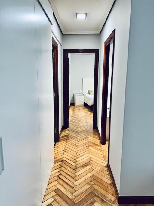 Apartamento En El Centro De Vigo 2 Habitaciones ภายนอก รูปภาพ