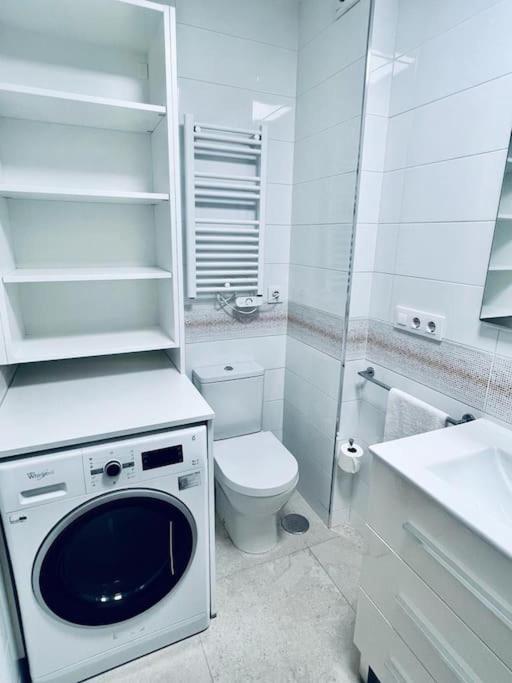 Apartamento En El Centro De Vigo 2 Habitaciones ภายนอก รูปภาพ