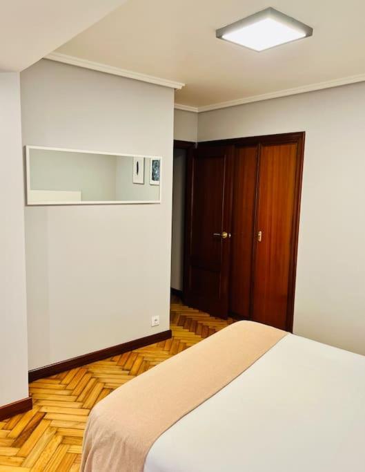 Apartamento En El Centro De Vigo 2 Habitaciones ภายนอก รูปภาพ