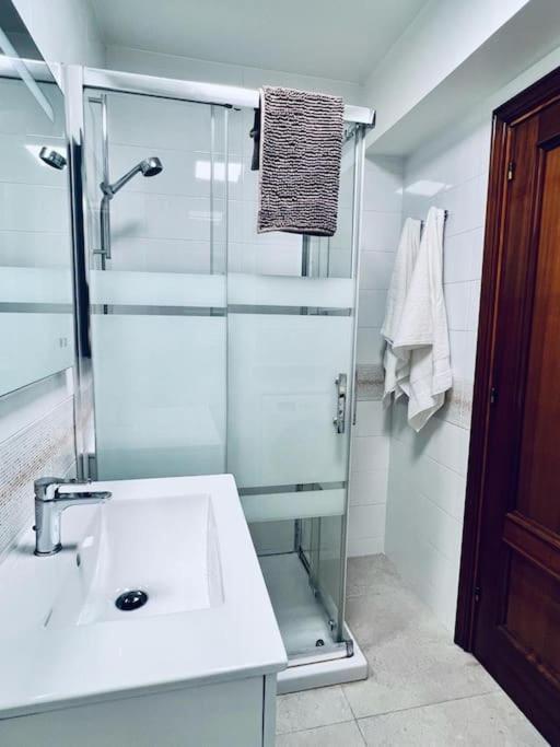 Apartamento En El Centro De Vigo 2 Habitaciones ภายนอก รูปภาพ